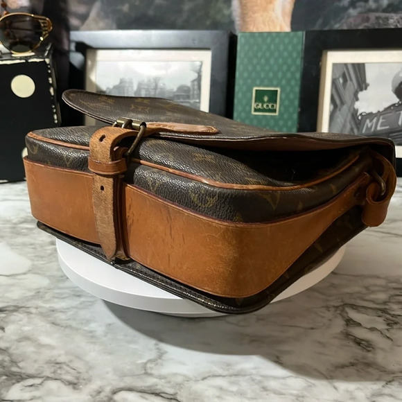 LOUIS VUITTON CARTOUCHIERE MM SHOULDER BAG PURSE MONOGRAM - Picture 8 of 17